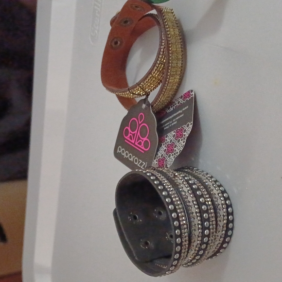 Lot of 4 bracelets, snap wristlet, - Picture 2 of 3